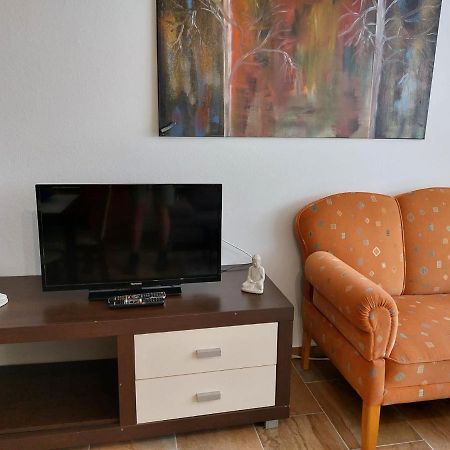 Ferienwohnung Mit Eigenem Garten In Schortens Exteriér fotografie