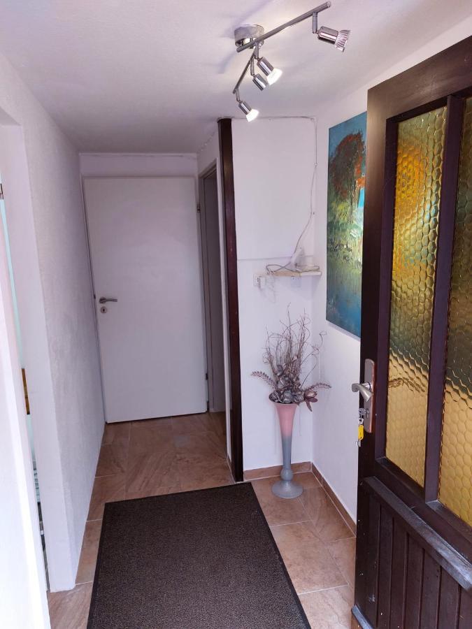 Ferienwohnung Mit Eigenem Garten In Schortens Exteriér fotografie